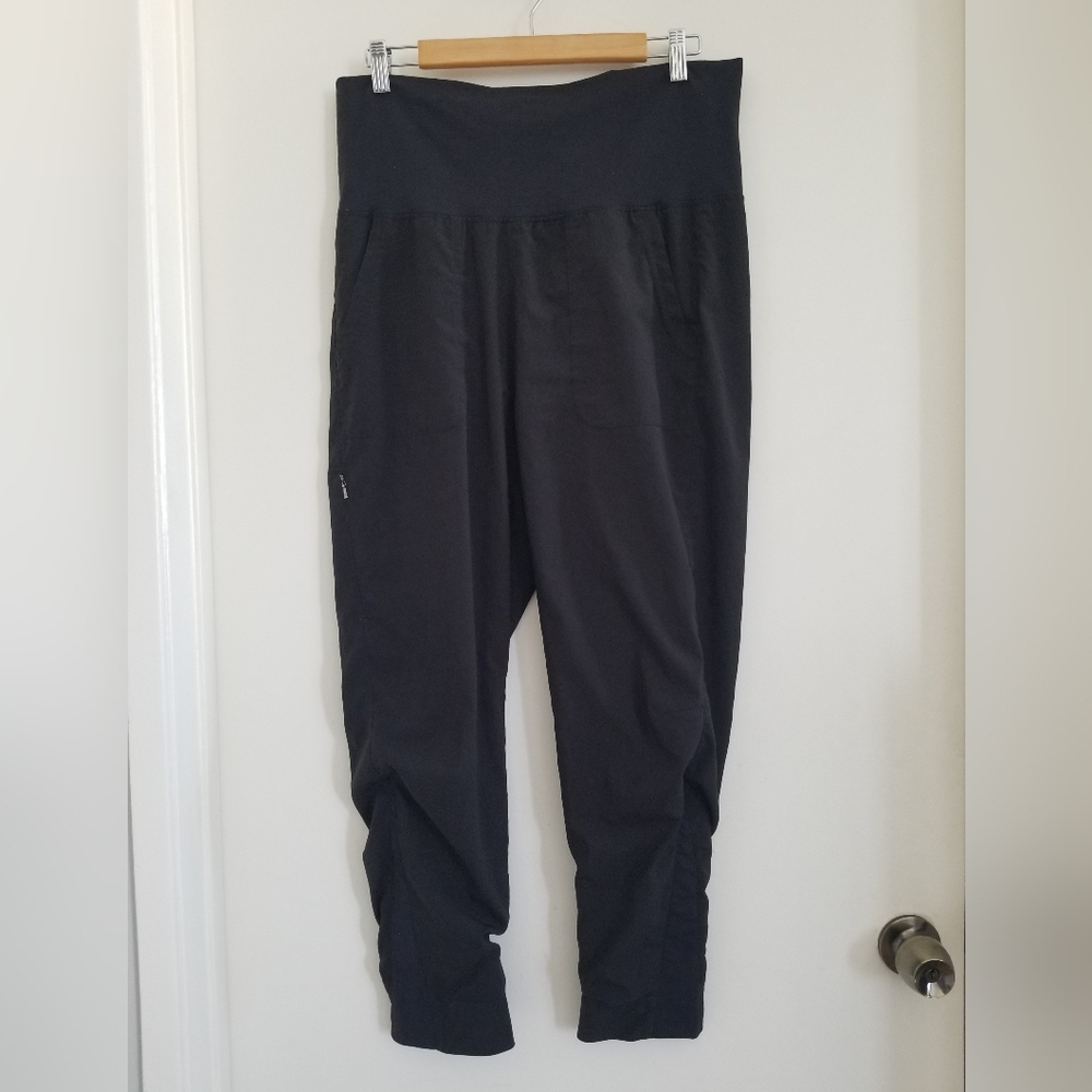 Patagonia Light & Lined Studio Pants Black Size Medium Foldover Waist Jogger